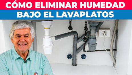 Cómo eliminar humedad debajo del lavaplatos